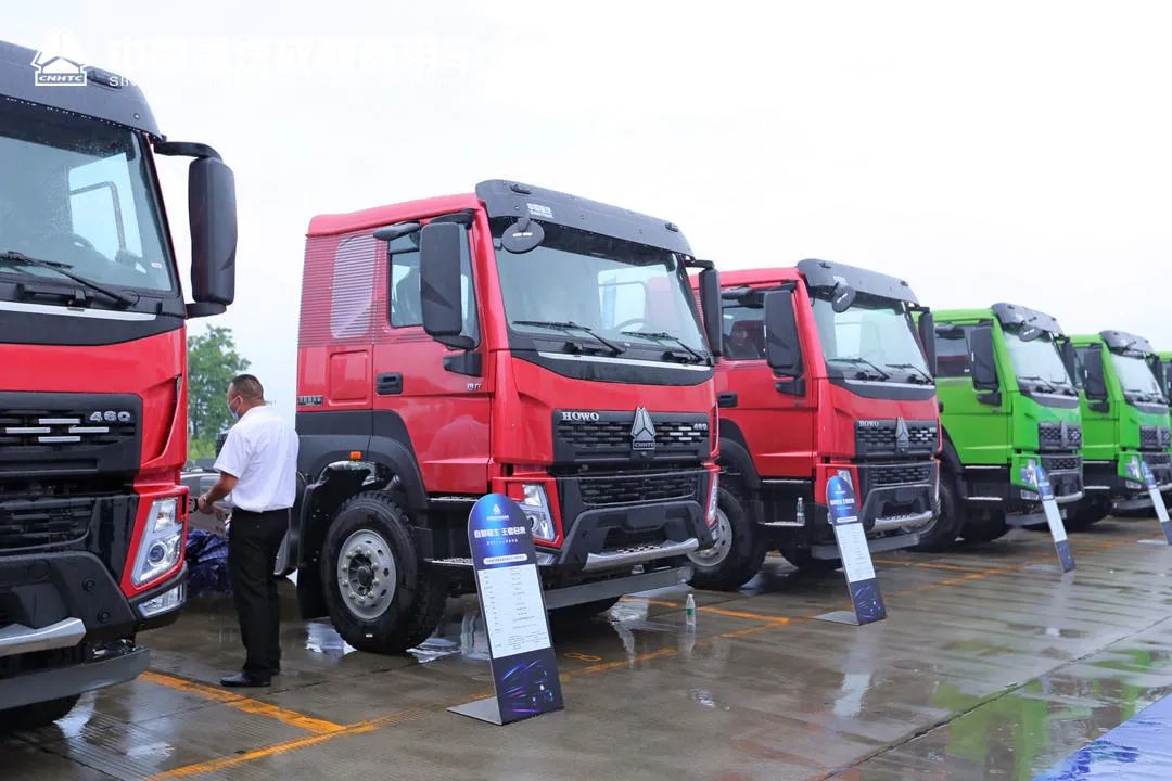 售價32.68萬元起！“黑科技”加持！豪沃V7-X自卸車“王者歸來”