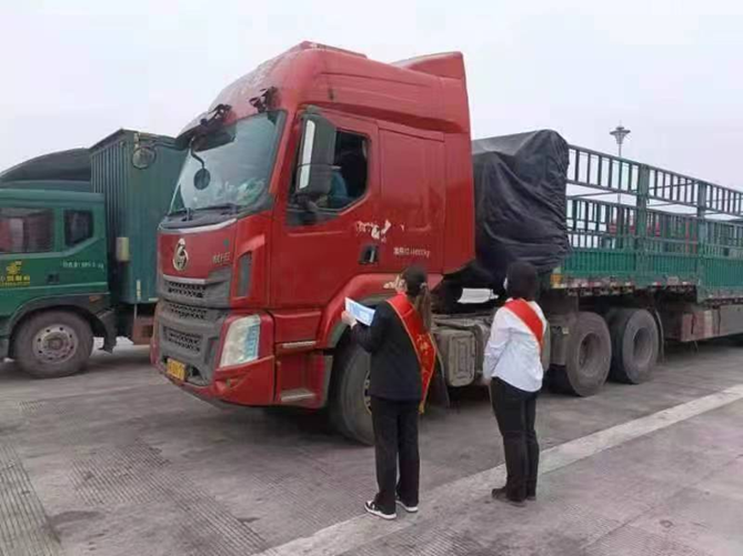 11000份生活物資送出，乘龍為廣大卡友護航！