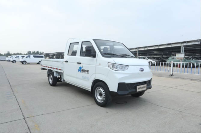 小象X5雙排純電微卡深度評測 ——綠動未來，商家兼用的智慧之選