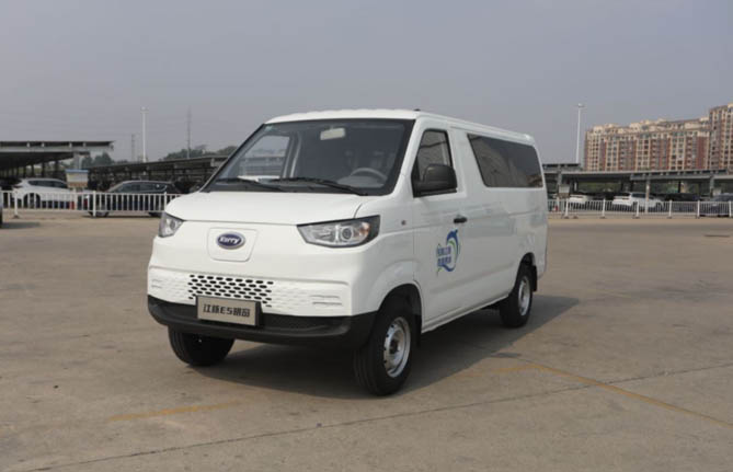 大空間 長續航 可商可乘 ——親測江豚E5、E7明窗版