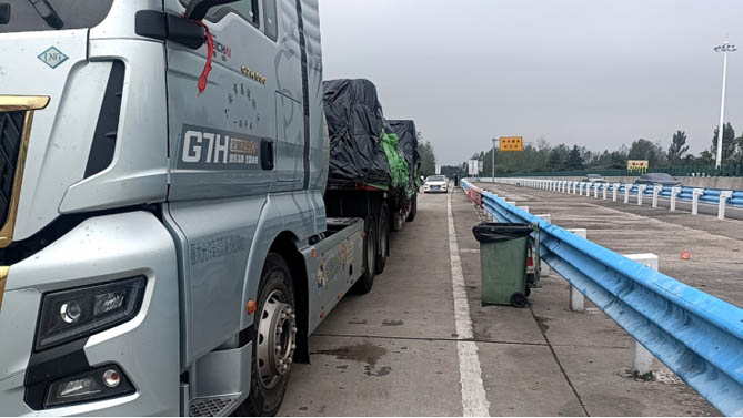 中國重汽汕德卡G7H燃氣車：極致可靠，卡友心中的“定海神針”！   