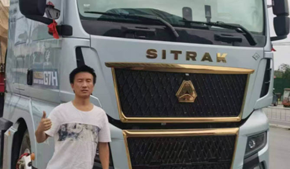 中國重汽汕德卡G7H 630燃?xì)廛嚕厚Y騁高效之路 開啟飛馳人生