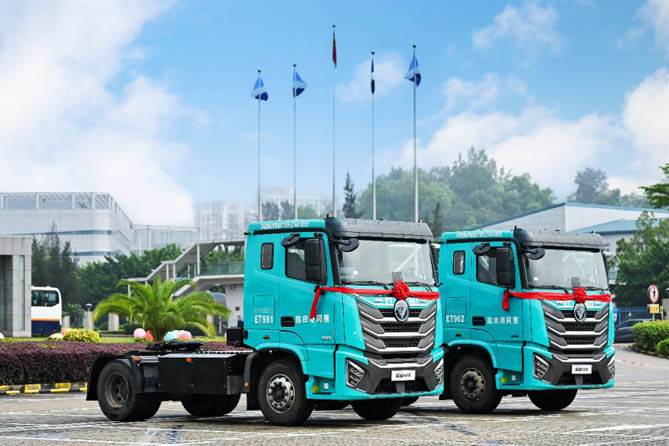 北汽福田歐曼新能源港口車交付 共建鹽田港零碳示范標(biāo)桿